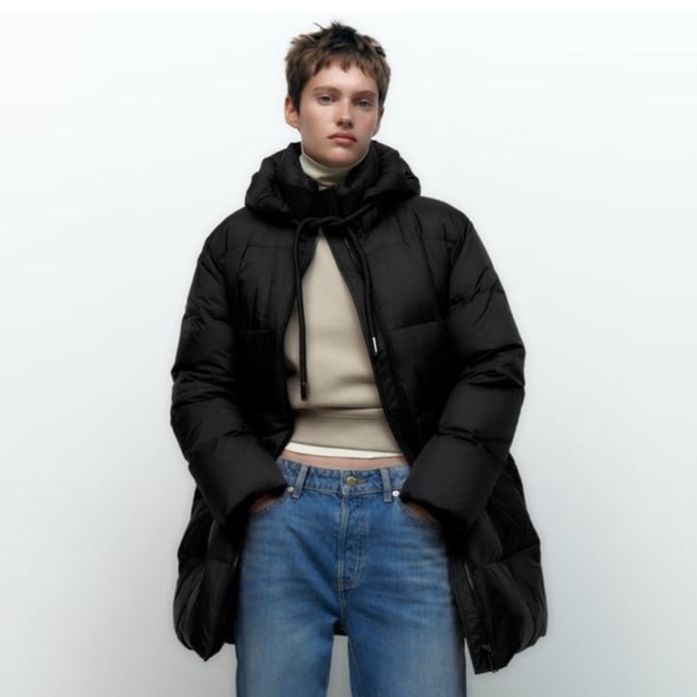 NWT Zara Black Water and Wind Protection Hooded Down Coat. Size M